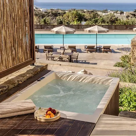 Apartahotel Ela Tinos 4*