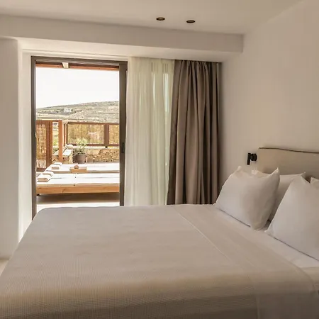Apartahotel Ela Tinos Arnados